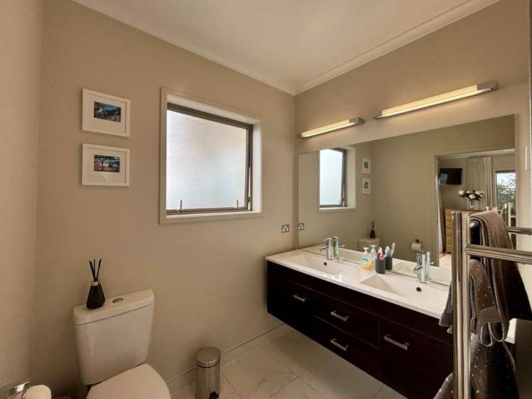9 Woodridge Drive Stanmore Bay_7
