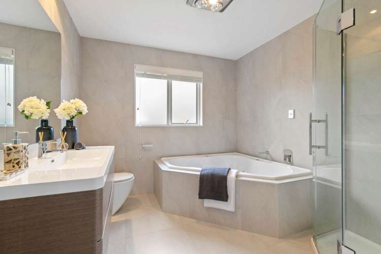 31 Lyttelton Avenue Forrest Hill_10