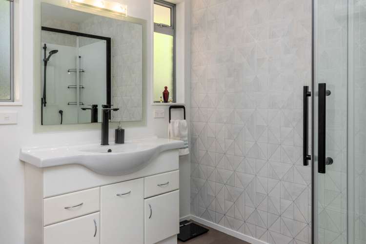 2 Hitaua Place Redwoodtown_22