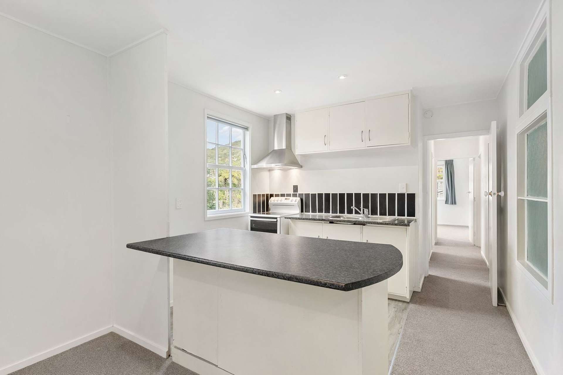 24A Thurleigh Grove Karori_0