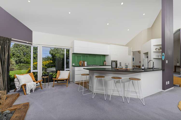 296 Oaia Road Muriwai_13