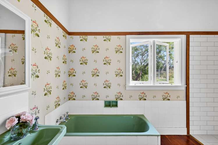 425 Te Mahanga Road Poukawa_11