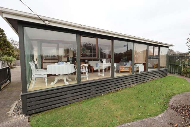 SPACE, COMFORT & VERSATILITY!