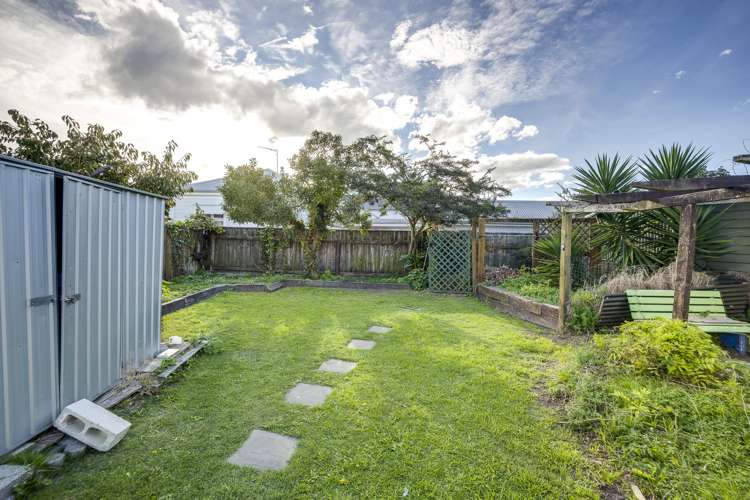 17 Latham Street Napier South_16
