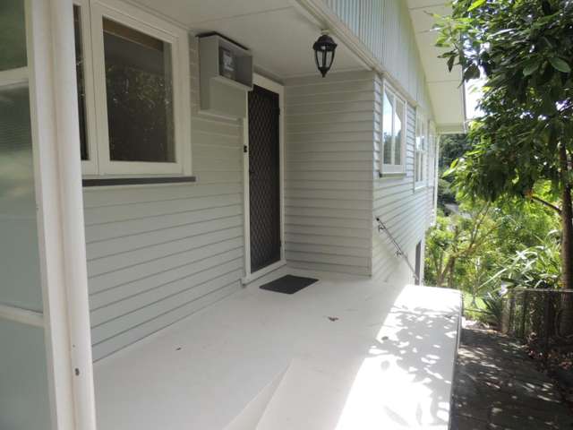 1a Enfield Road Hospital Hill_4