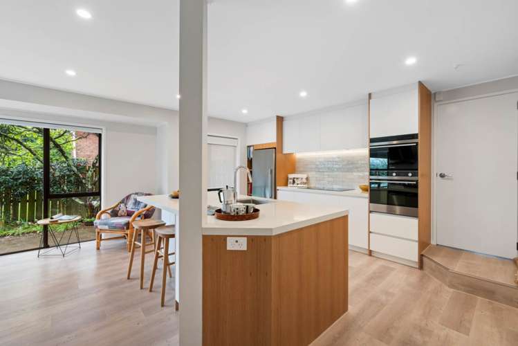 23 Meadowland Drive Somerville_13