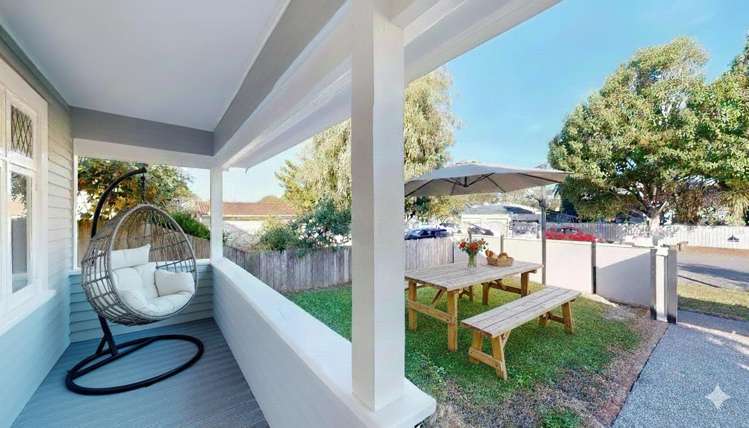 51 Pharazyn Street Melling_13