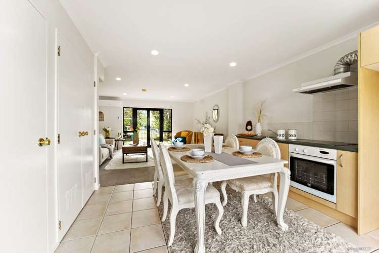 21/3 Ambrico Place New Lynn_8