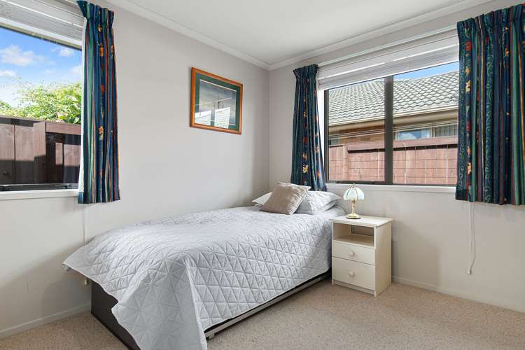 4 Parkside Drive Huntington_11