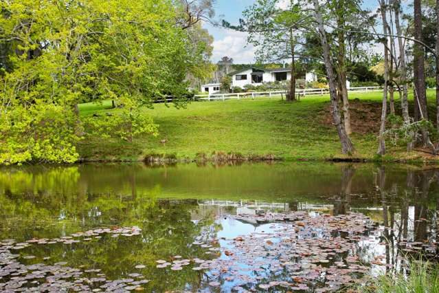 212B Glenbrook Beach Road Glenbrook Beach_1