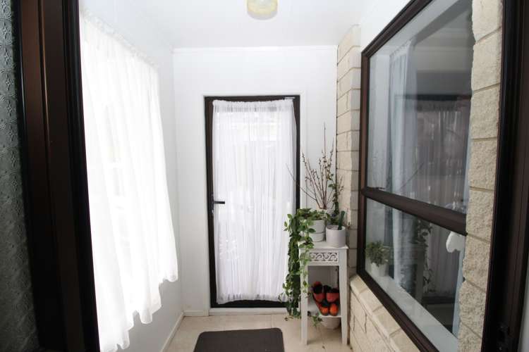 28b Pollen Street Woodville_17