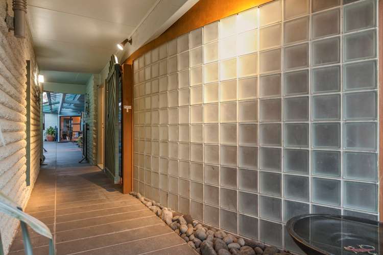 222 Whitney Street Blockhouse Bay_15