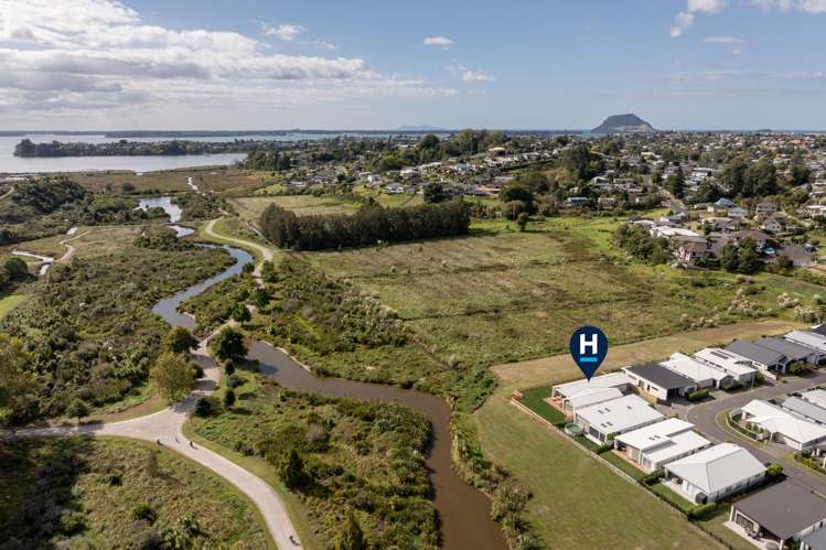 60 St Pauls Drive Brookfield_19