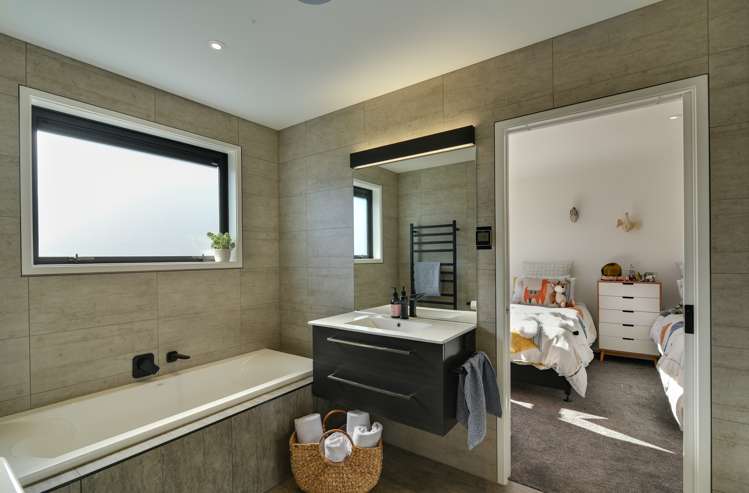 33 Mckellar Drive Jacks Point_15