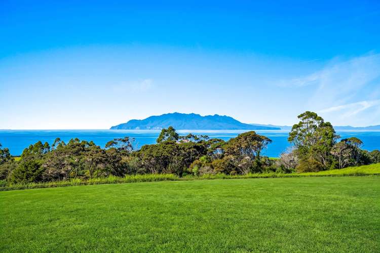 1075 Takatu Road Tawharanui Peninsula_21