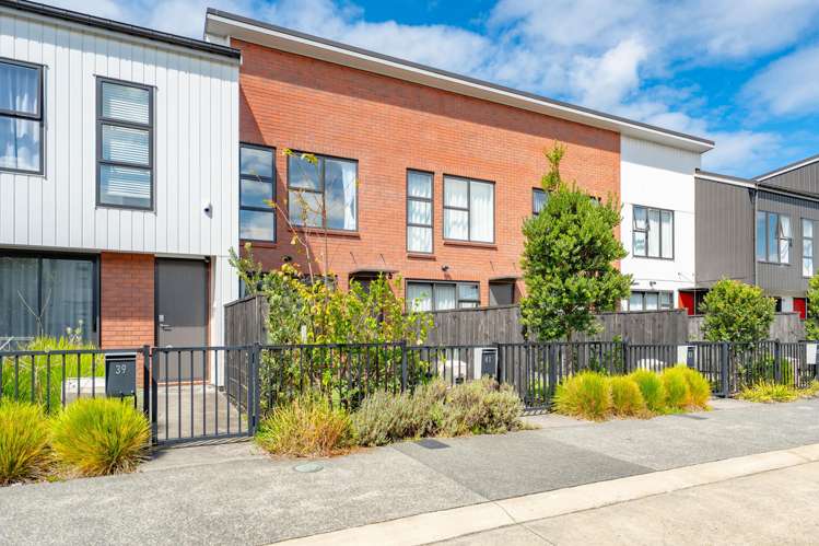 41 Manarini Road Westgate_17