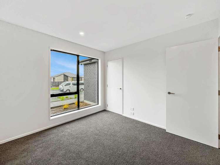 35 Bill Hammond Drive Belfast_14