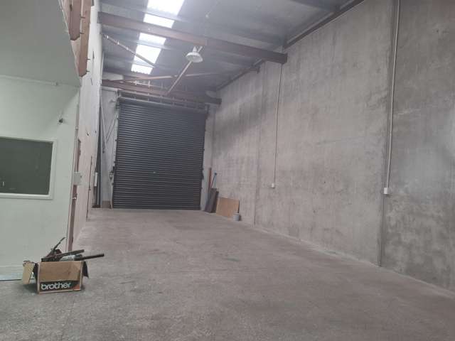 E/12 Paramount Drive Henderson_4