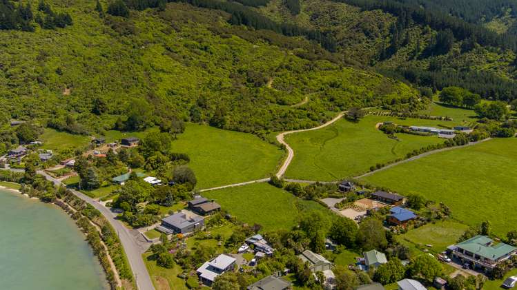 9e Lady Cobham Grove Anakiwa and Surrounds_21