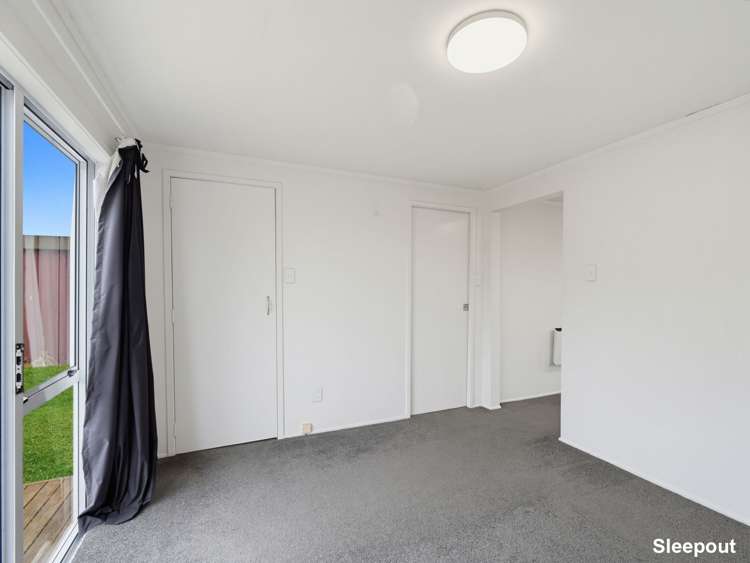 23 Arlette Place Massey_23