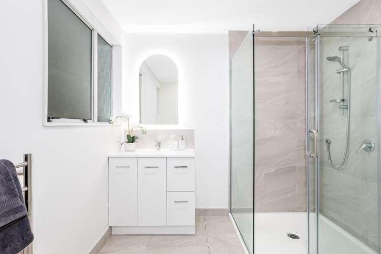451 Ohiro Road Brooklyn_14