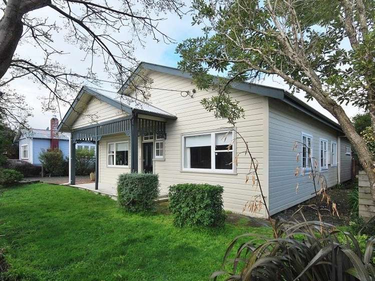 10 Hickson Street Featherston_13