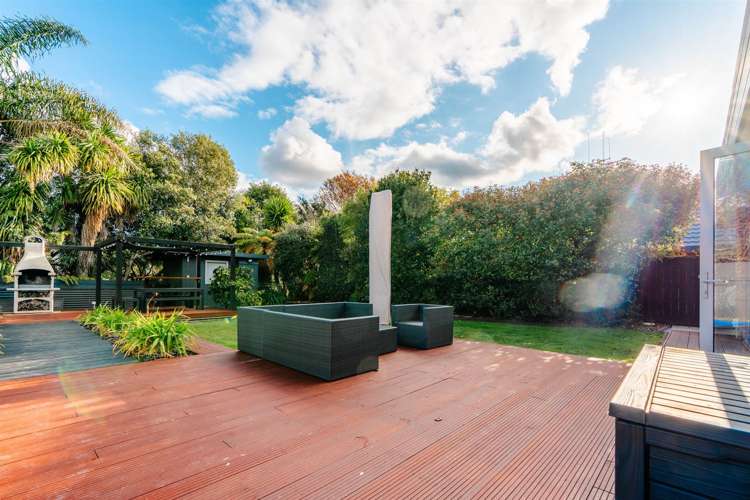 5 Keswick Crescent Huntington_12