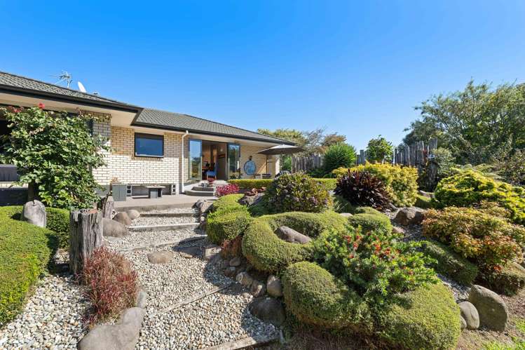 2 Iwanui Close Waitara_24