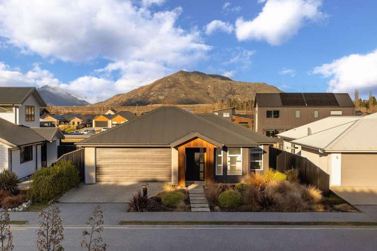 39 Peterley Road Lower Shotover_0