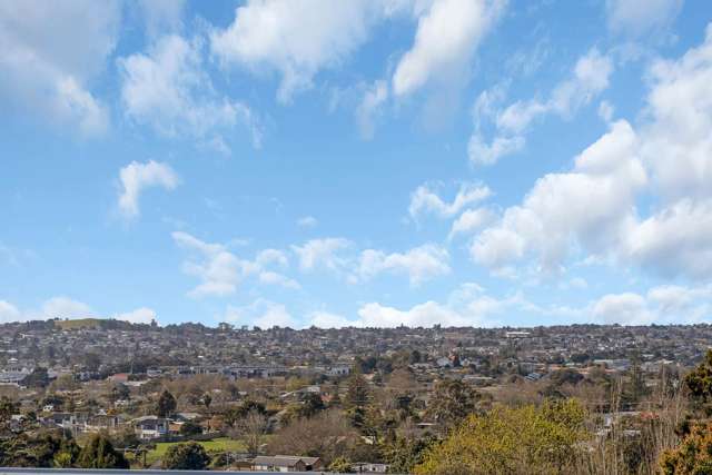 2/14 Pleasant Road Glen Eden_3