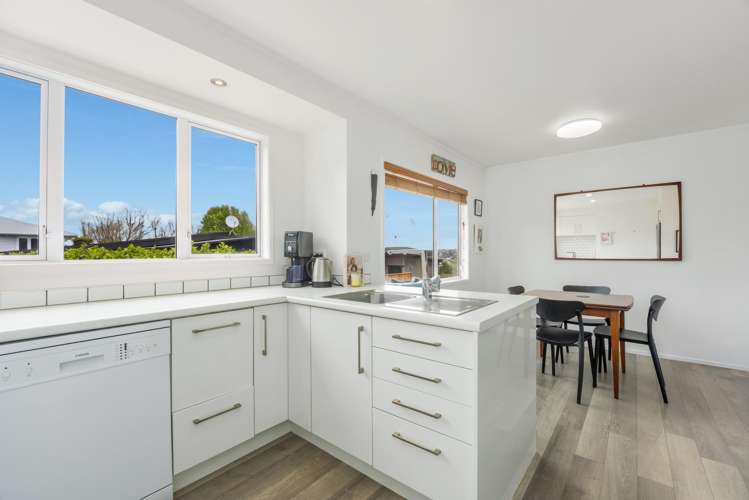 1/50 Carlisle Road Browns Bay_7
