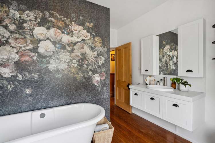 19 Hythe Street Lumsden Surrounds_19