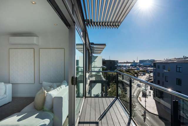 Waterfront location, with the lifestyle to match