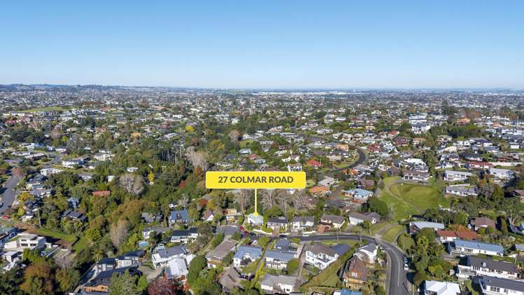 27 Colmar Road Mellons Bay_26