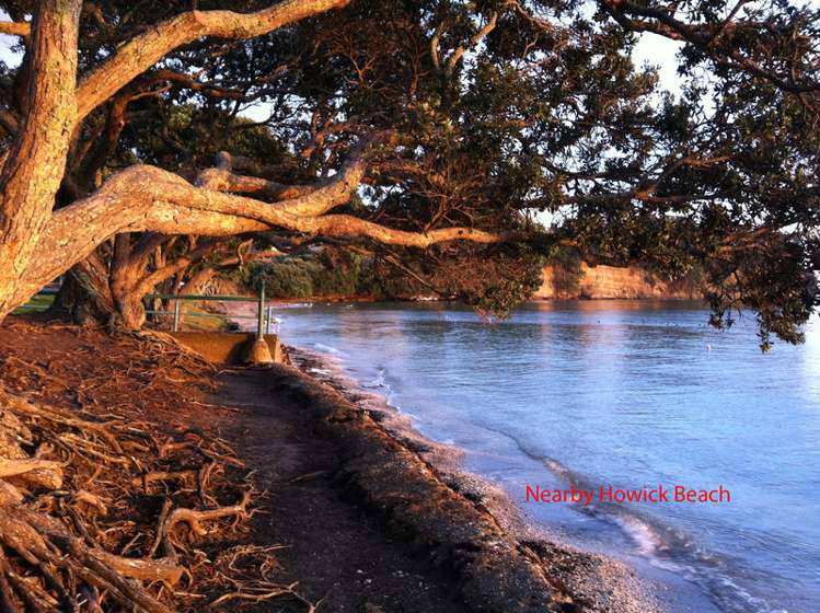 2 Beach Road Mellons Bay_19