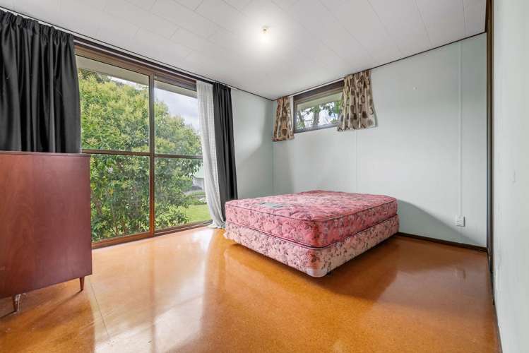 2/3 The Esplanade Eastern Beach_14