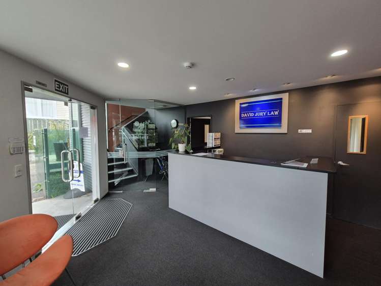 1/118 Lincoln Road Henderson_6