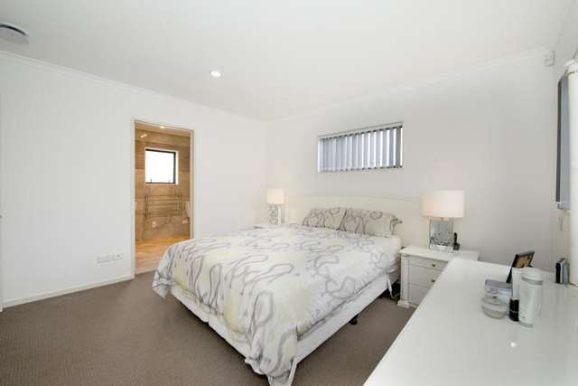 11 Agapanthus Place Flat Bush_4