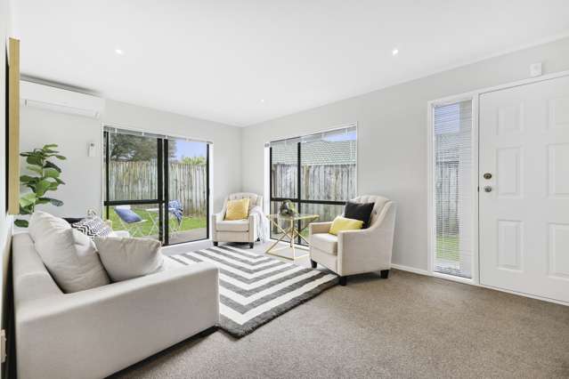 72 Burswood Drive Pakuranga Heights_1