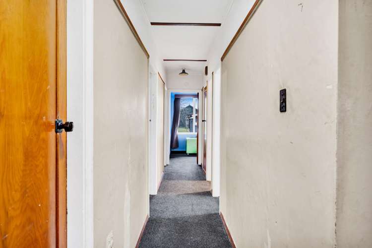 70 Pembroke Road West Stratford_9