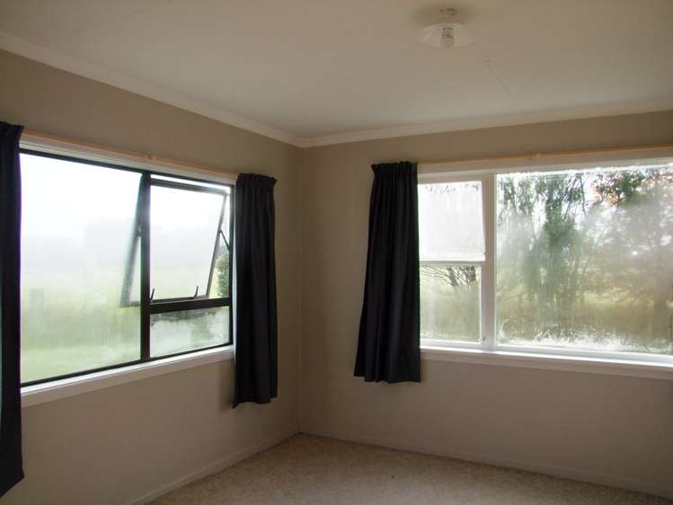 49 Forsyth Road Milton_10