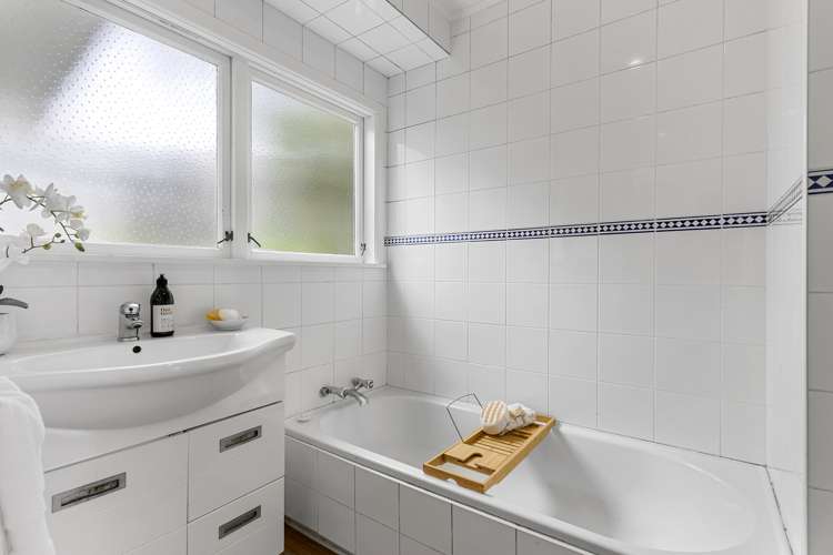 13 Acacia Road Torbay_9