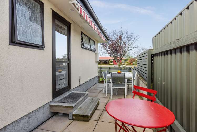 1/154 Tait Drive Greenmeadows_4