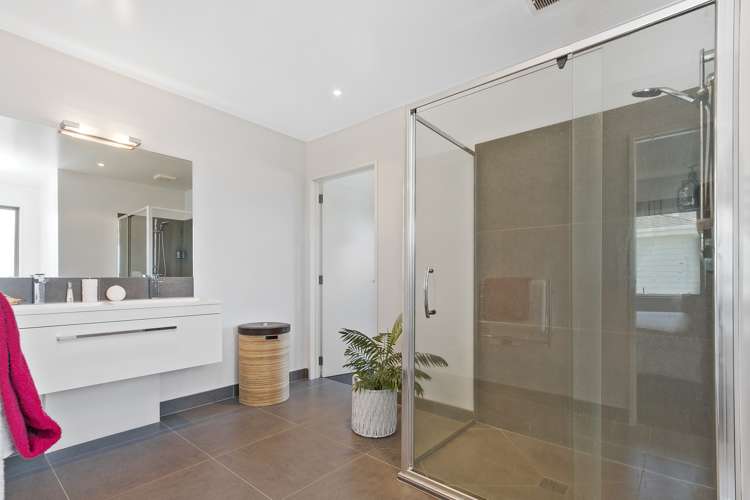 12 Seafort Lane Silverdale_19