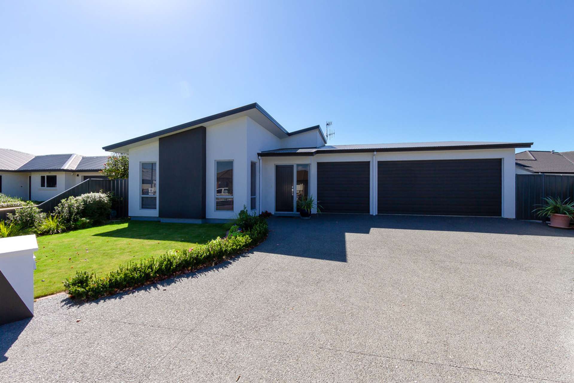 5 Milford Place Poraiti_0