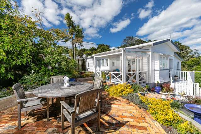 8 Marae Road Greenhithe_1