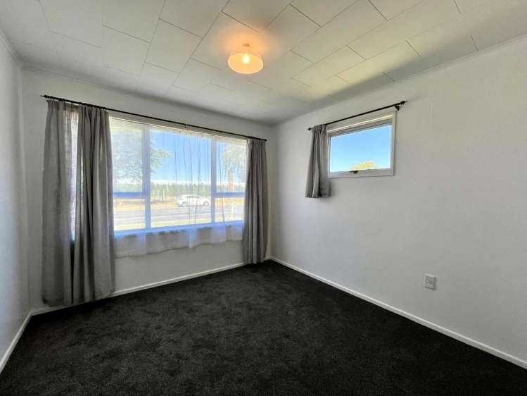 138 Portsmouth Road 10480_6