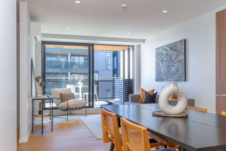 2/11 Spring Street Onehunga_10