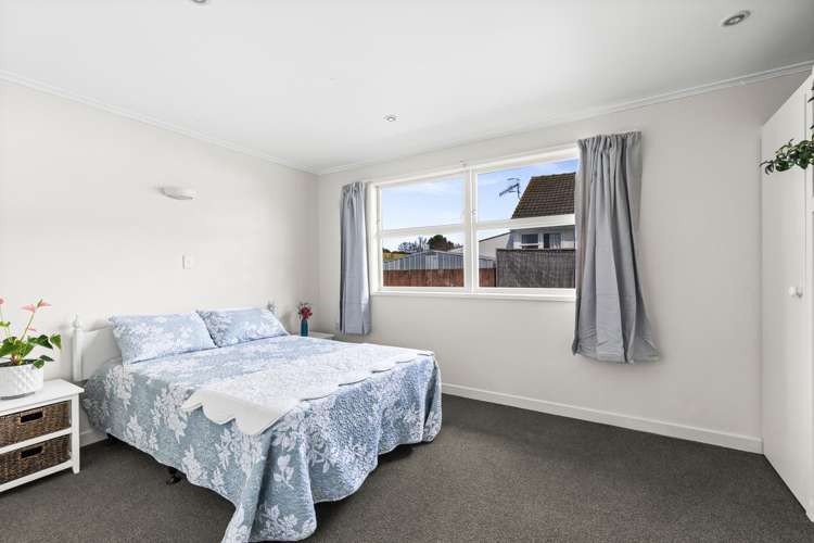 2/14 Storkey Street Marewa_8