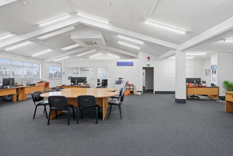284 Great North Road Winton_4